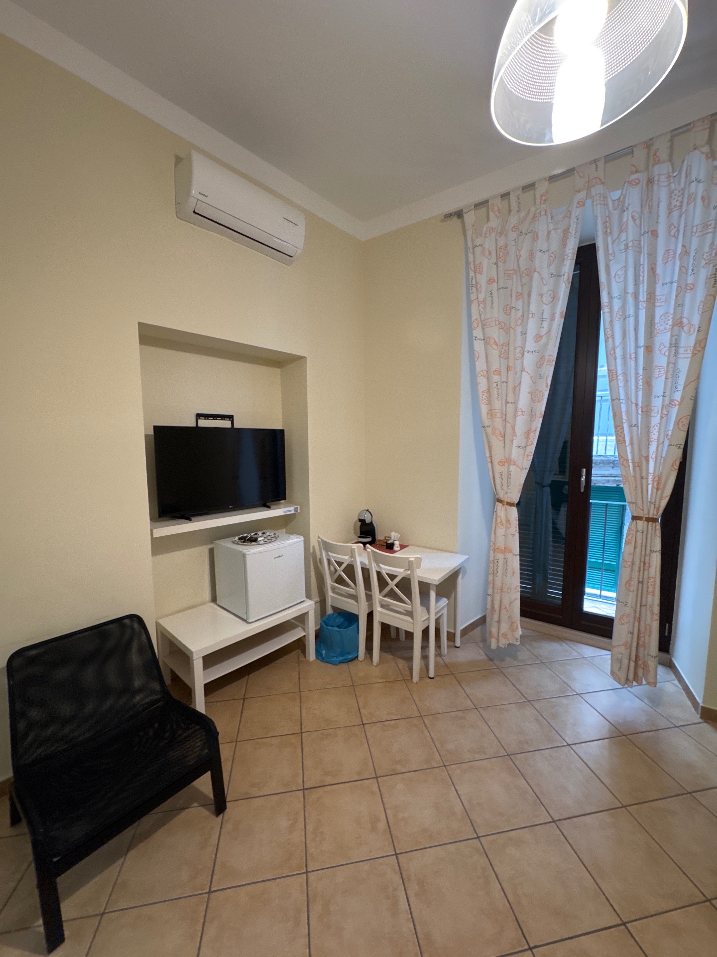 Camera Matrimoniale con Balcone — foto 2